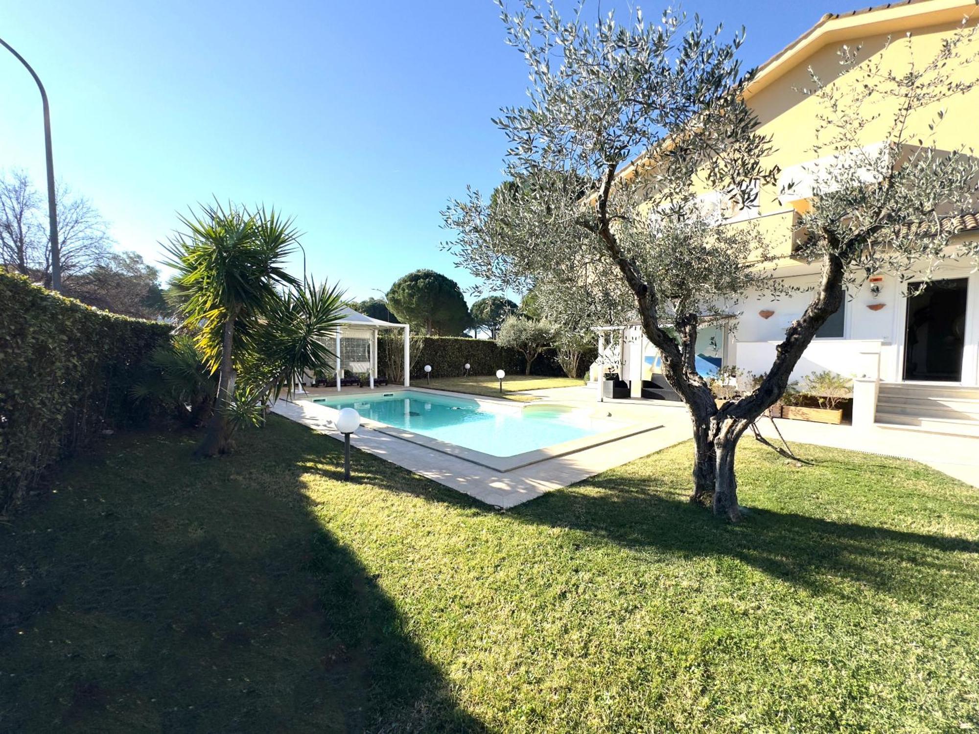 Residence Il Boschetto - Villa Con Piscina Grosseto Exterior foto