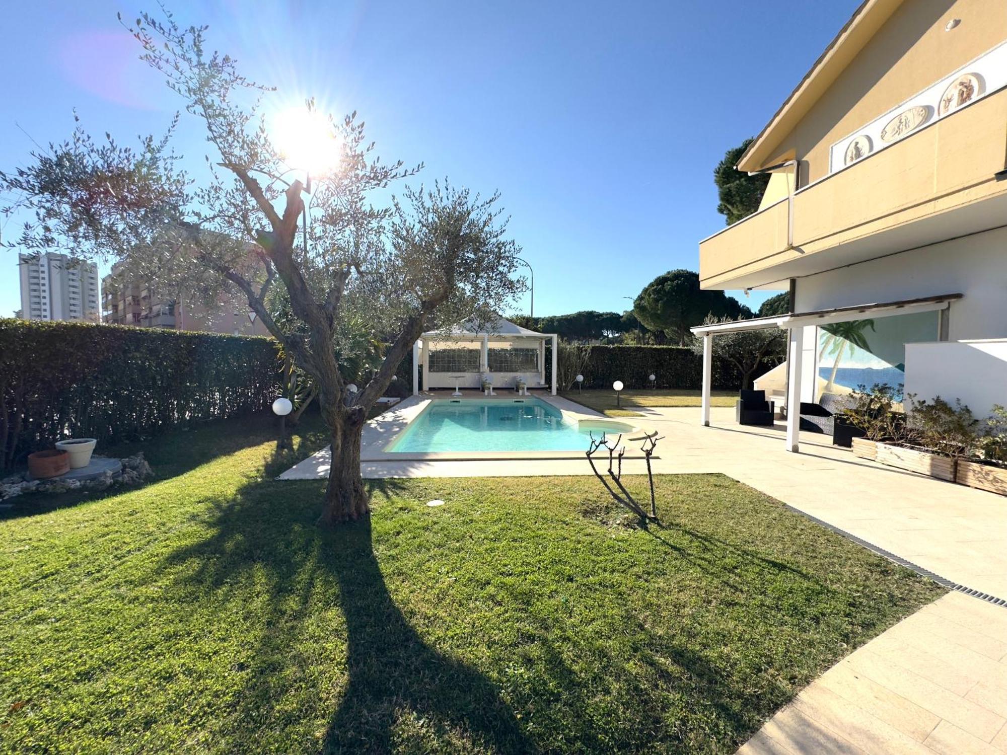 Residence Il Boschetto - Villa Con Piscina Grosseto Exterior foto